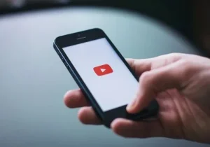 YouTube faz 20 anos: Veja o primeiro vídeo postado na plataforma